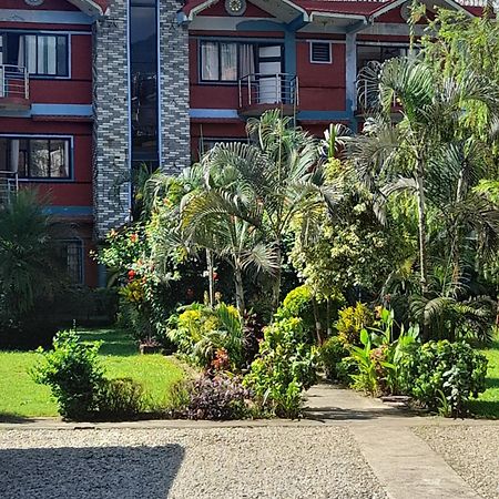 Hotel New Elia Pokhara Esterno foto